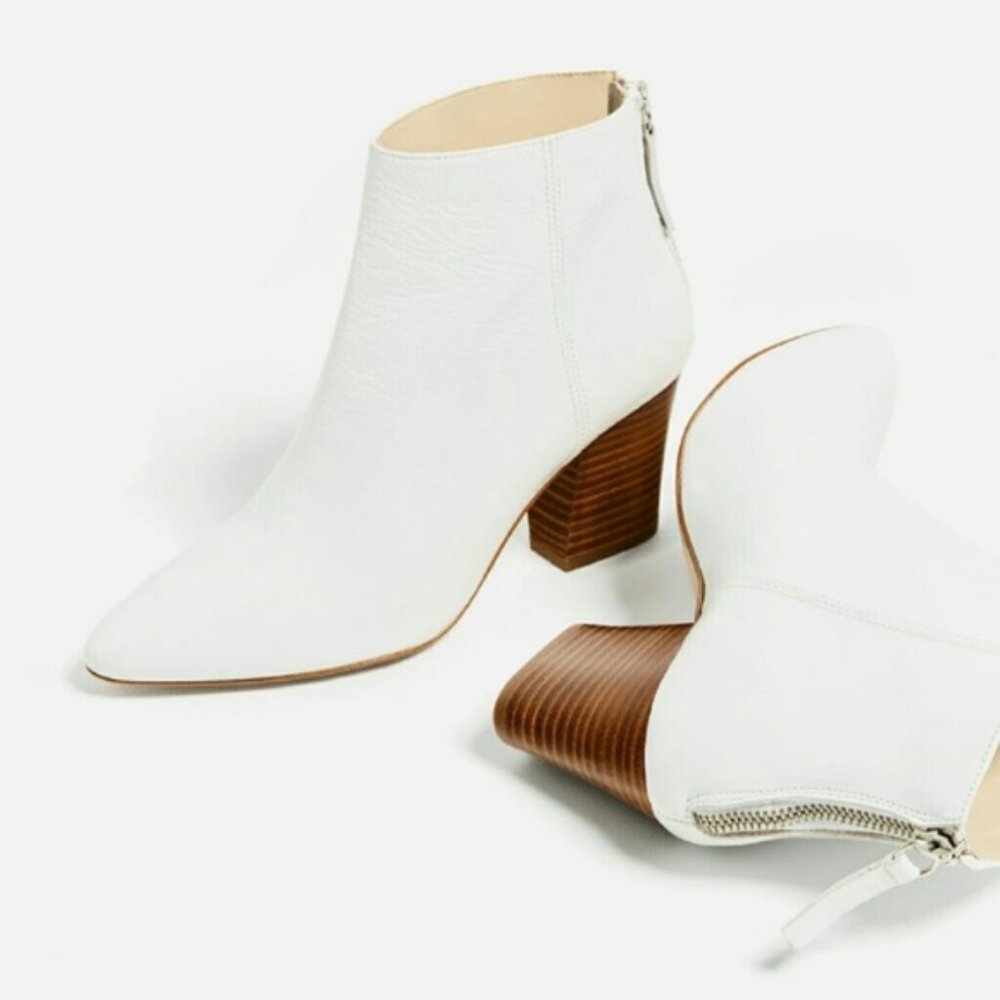 ZARA Pointy Booties White Leather